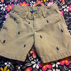 Polo Ralph Lauren. Khaki shorts.